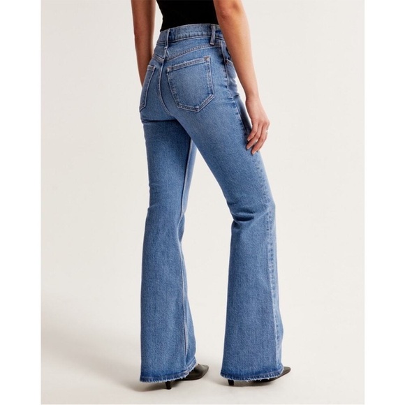 Abercrombie 70s Vintage Flare Ultra High Rise - Picture 2 of 6